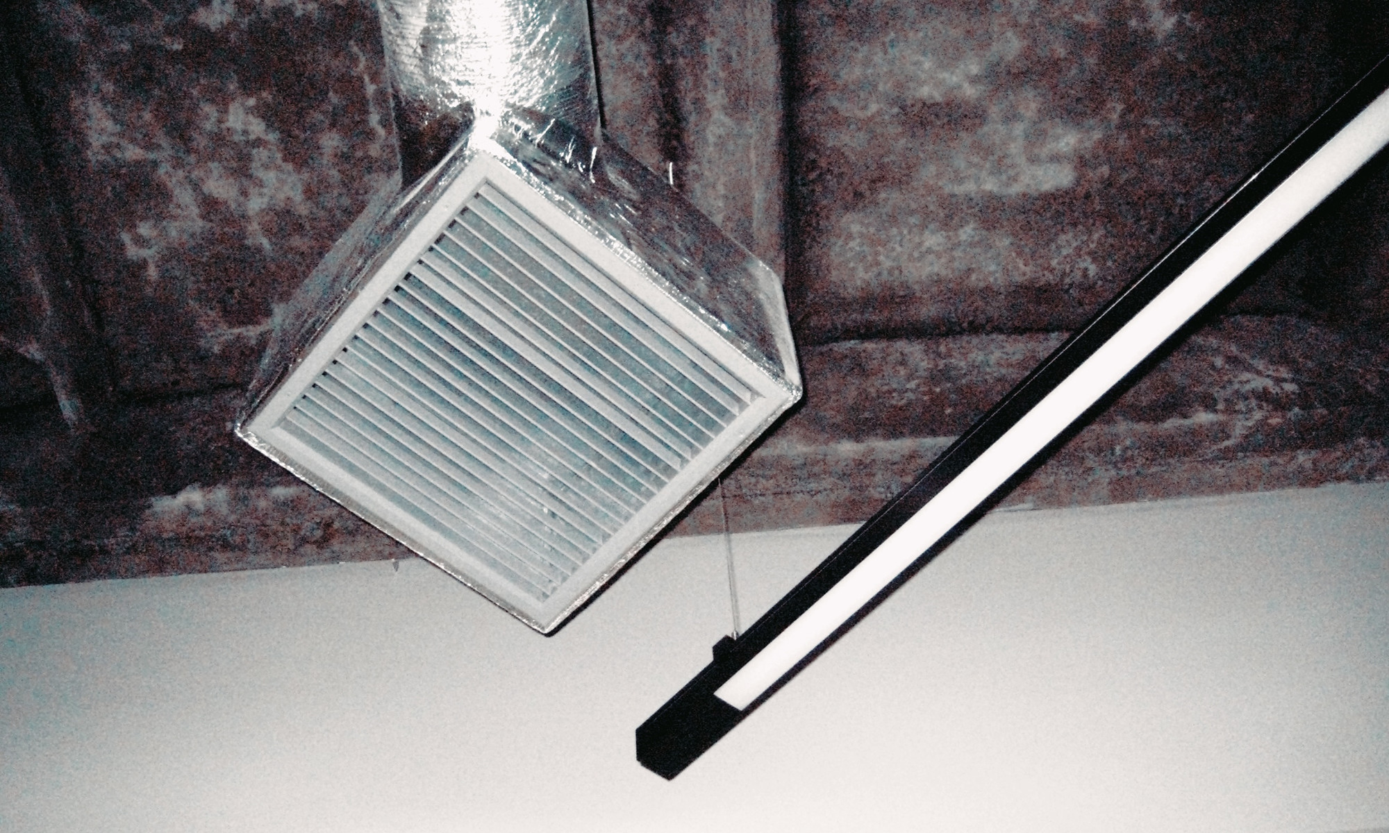 Lights - Canon IXUS 70, photo 1